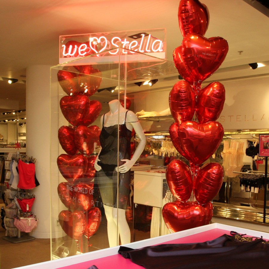 Red Heart Foil Balloon Clusters for Selfridges - Stella 